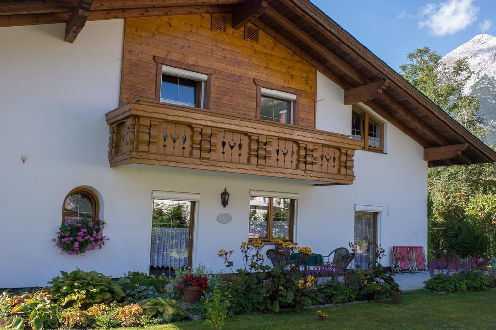 Landhaus Doris ロイタシュ エクステリア 写真